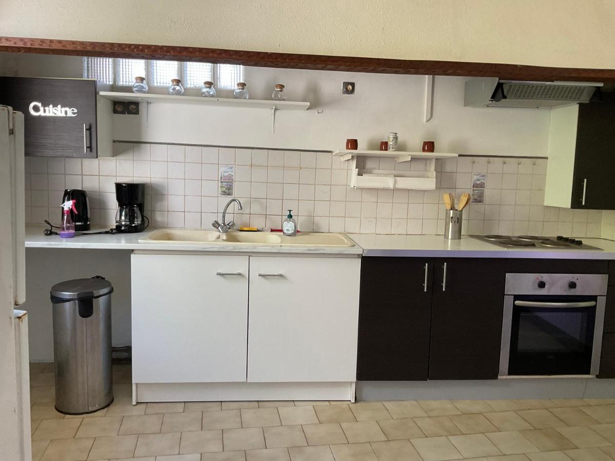 Chambres, Table D'Hotes Et Gites Les Mesanges Saint-Jean-de-Sauves Екстериор снимка